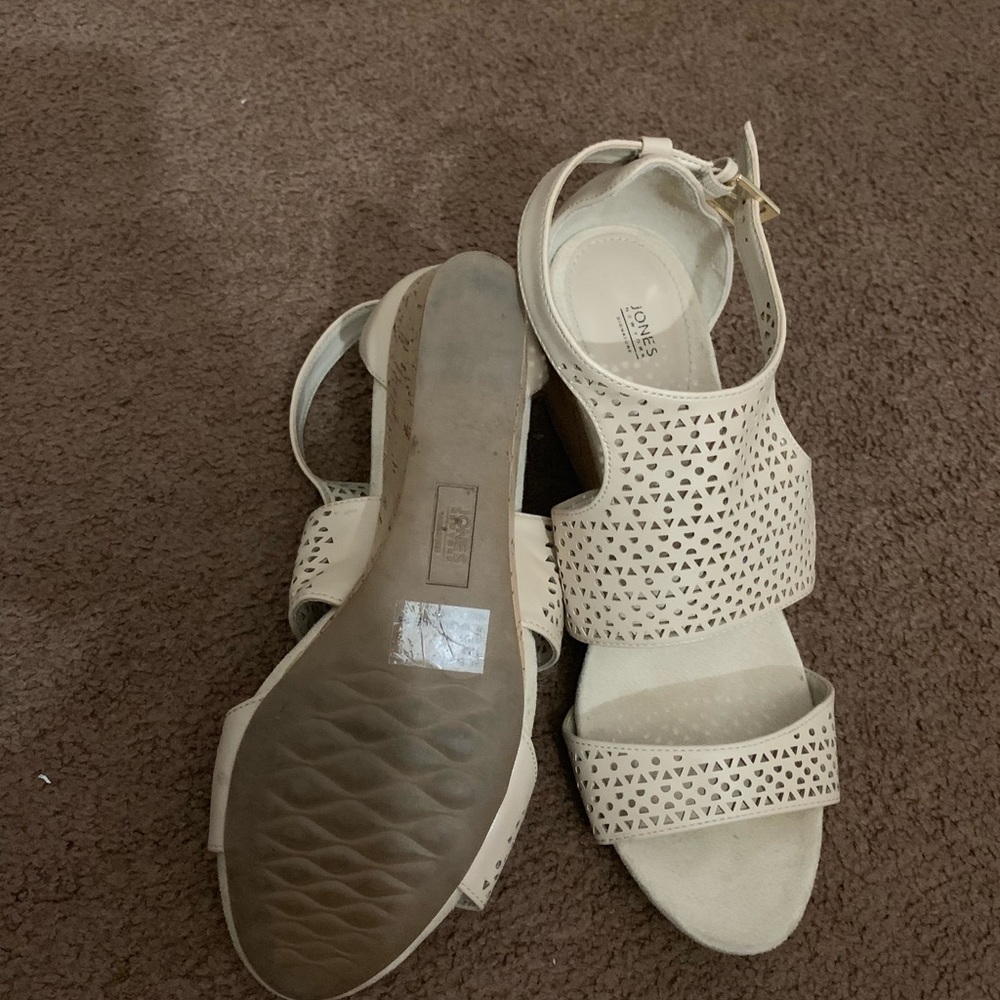 Jones New York Heels